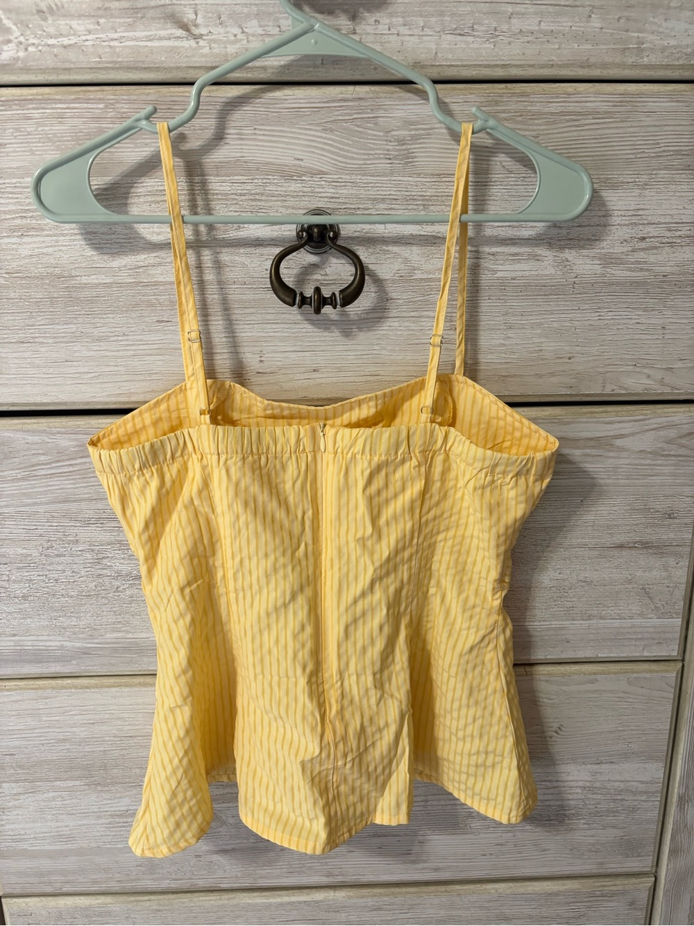 Tank top - Picture 6 of 10